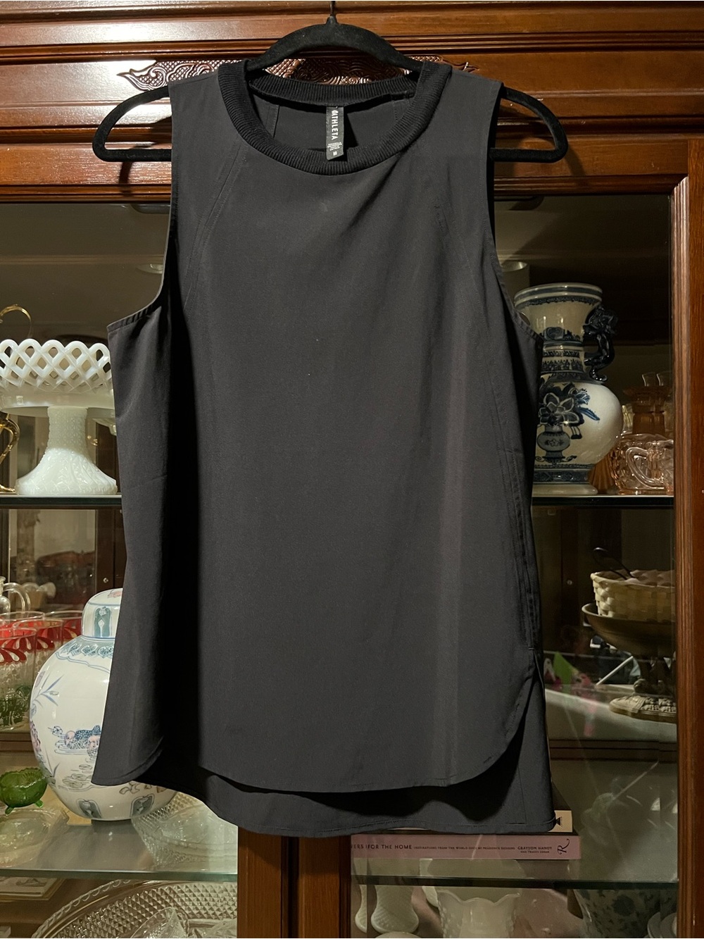 Athleta Black Sleeveless Crewneck Tank